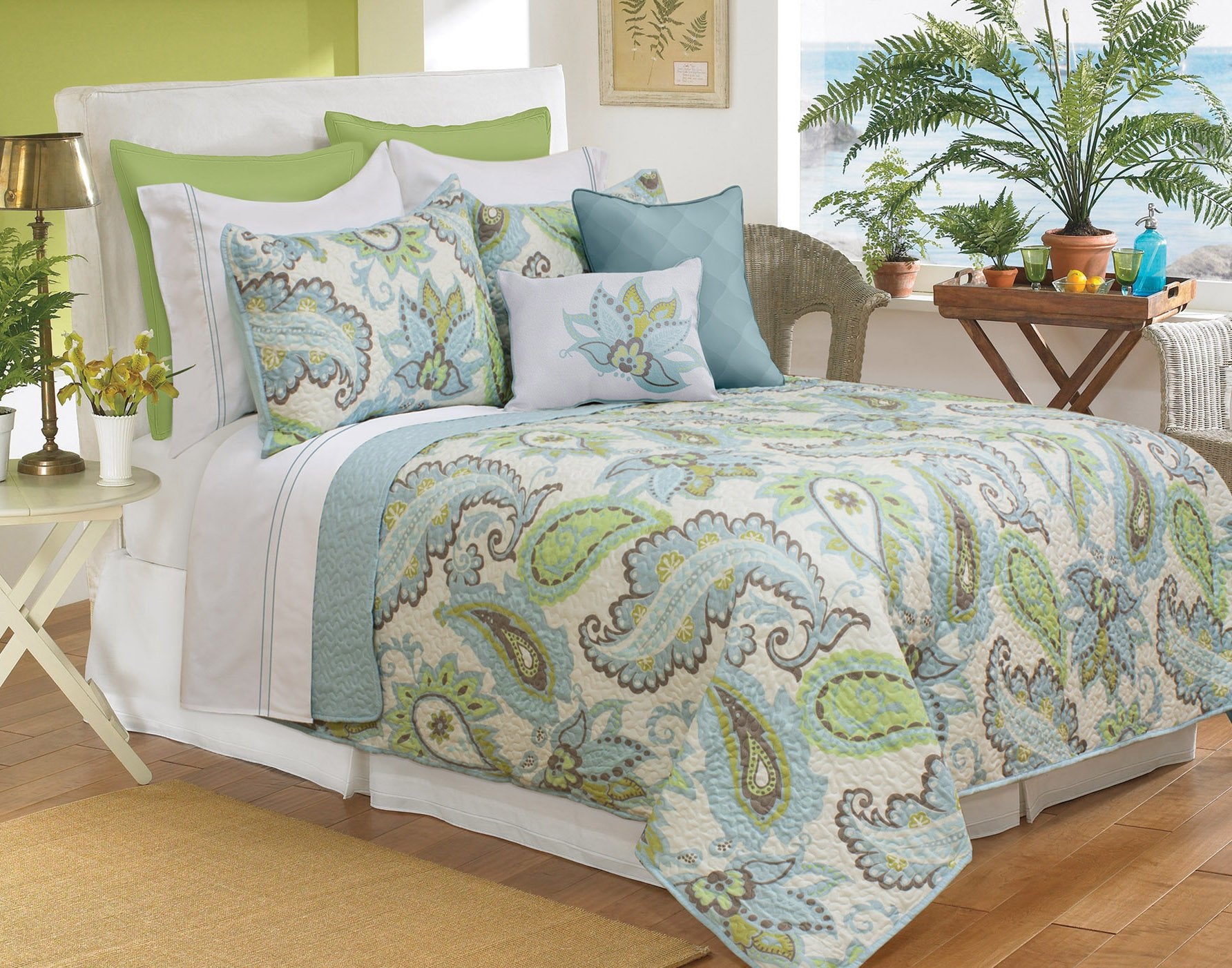 Printed Paisley Quilt Set - Twin